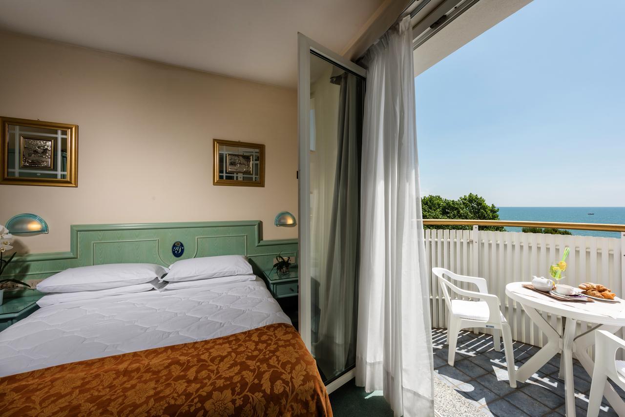 Salus Smart & Chic Hotel Лідо-ді-Єзоло Екстер'єр фото