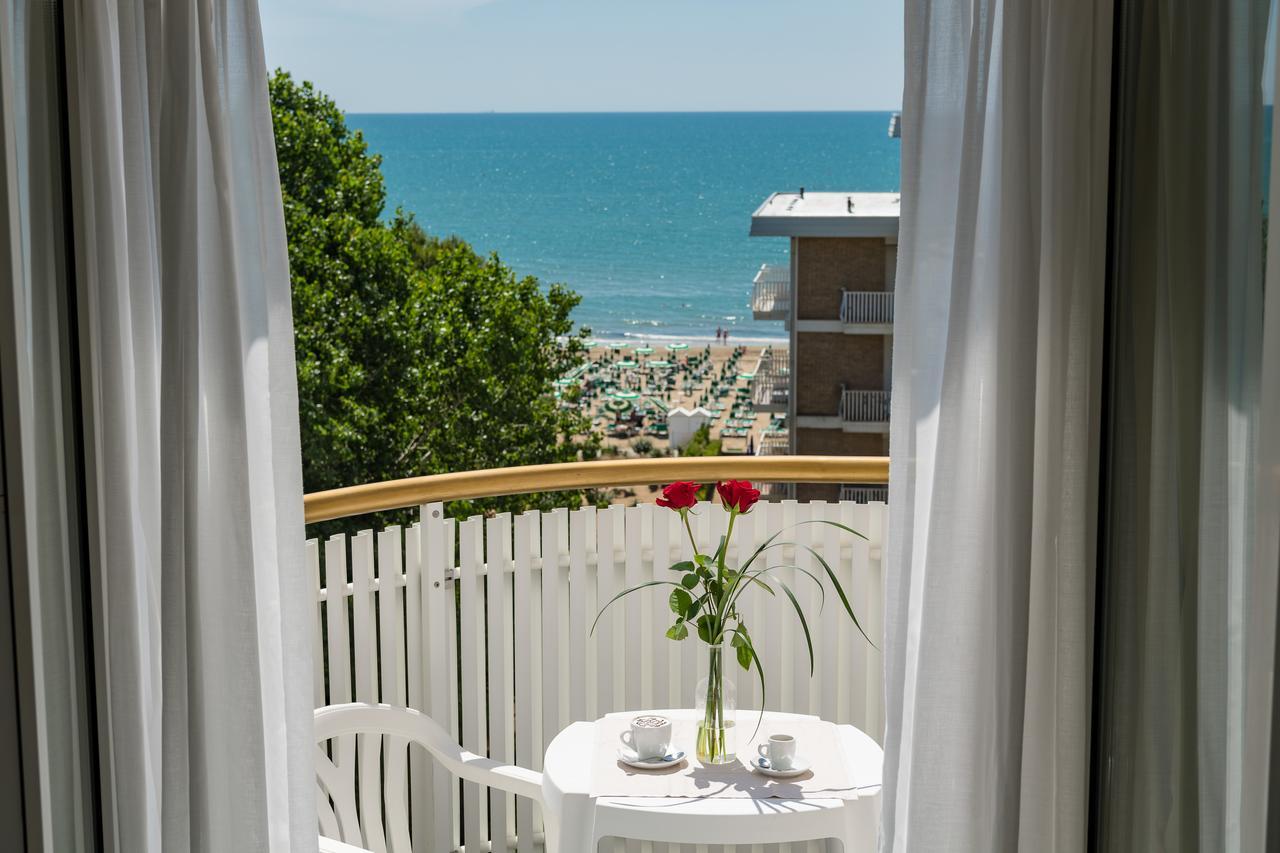 Salus Smart & Chic Hotel Лідо-ді-Єзоло Екстер'єр фото